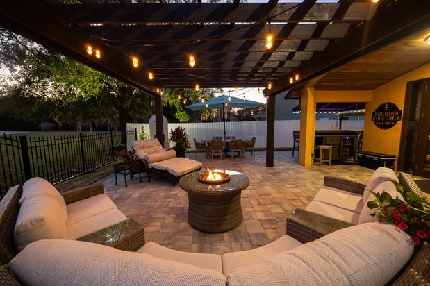 hardscape paver patio container planting landscape lighting pergola fence fire pit 3