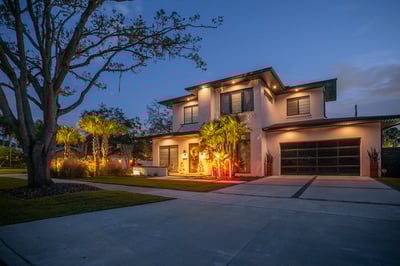 Landscape lighting front 2