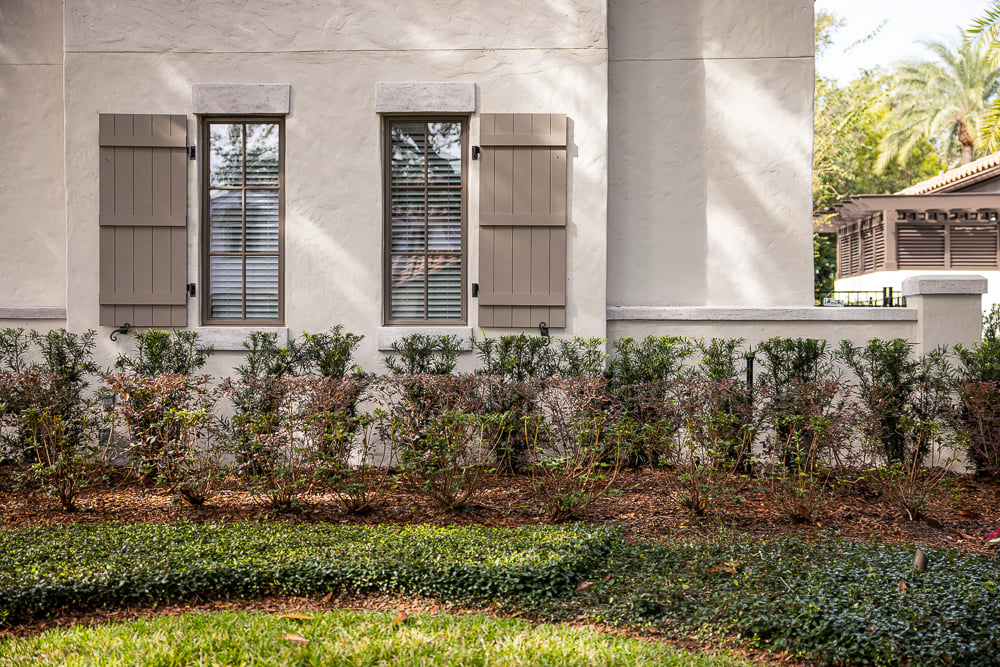 Hedge Row, Mulch, Groundcover Planting