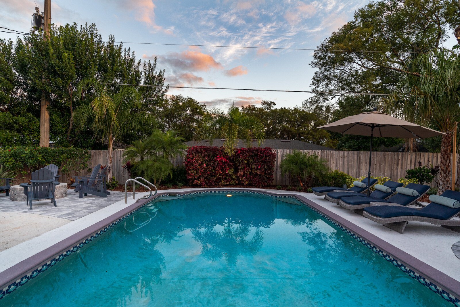 Large paver patio with plenty of seating